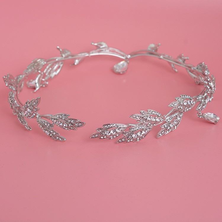 Luxury Crystal Crown Bridal Ha - Aerith Cosplay Prop recensione e prezzo